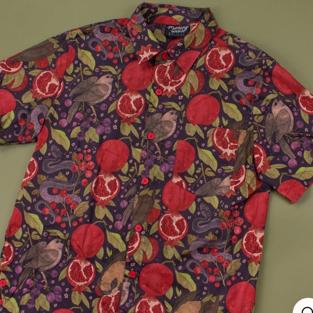 MorningWitch Scarlet Garden Button down Shirt Short Sleeve Medium